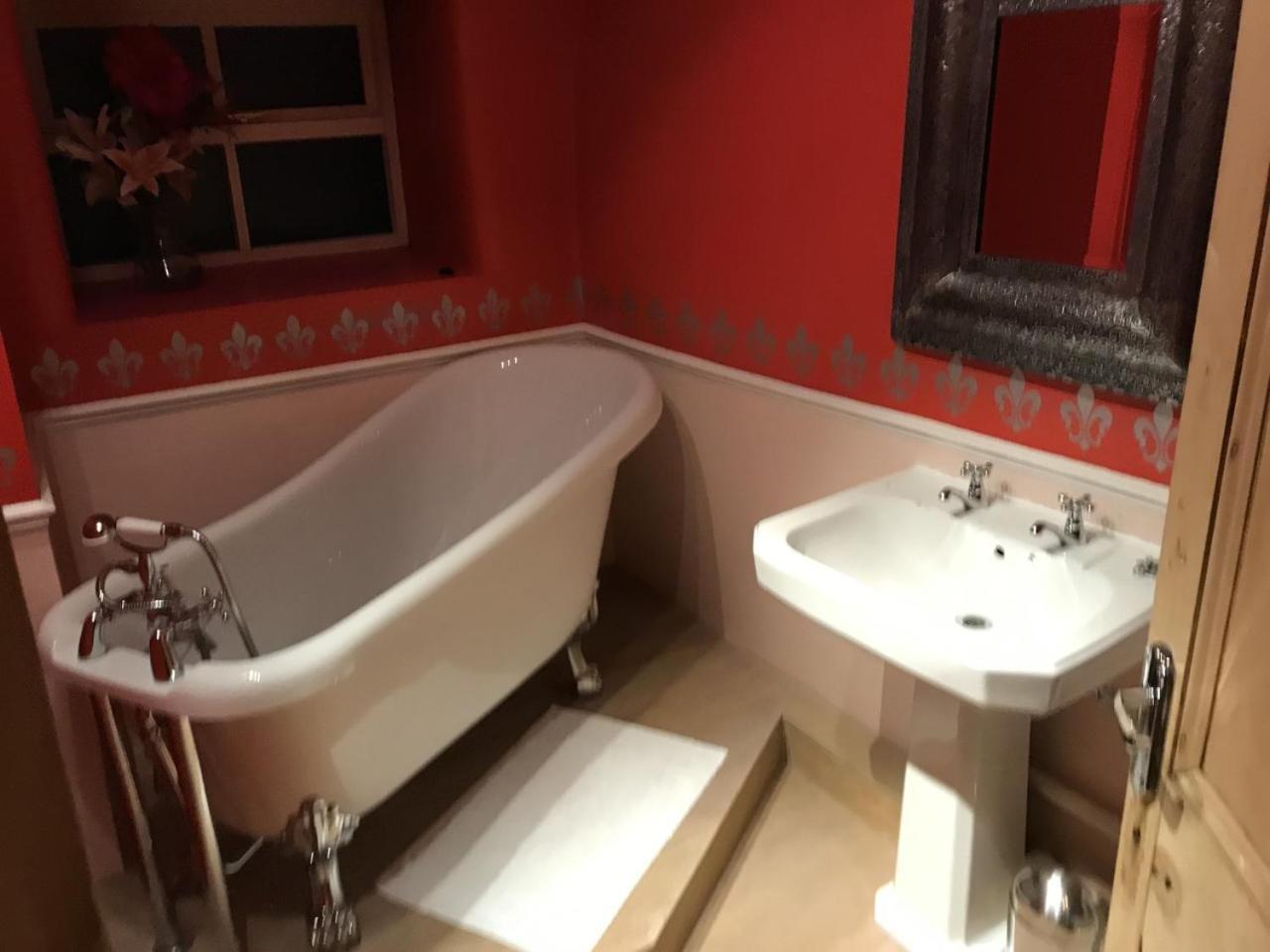 The Rake Tapas Accommodation Littleborough  Εξωτερικό φωτογραφία